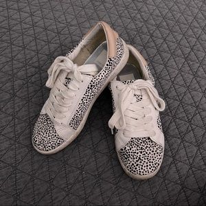 Dolce Vita Neo Arrow Sneaker